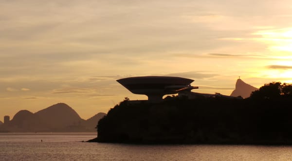 Museu de Arte Contemporânea de Niterói by null