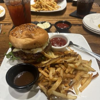 Local Goat - Bison burger - New American Near Me - Pigeon Forge, Tennessee