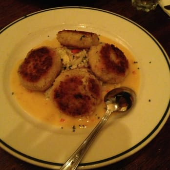 Metropolitan Grill - Crab cakes - American Near Me - Seattle, Washington