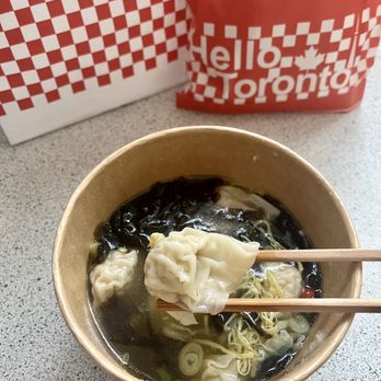 Bingz Crispy Burger - Wonton soup - Chinese Near Me - Toronto, Ontario