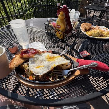 Latchstring Restaurant - Breakfast Skillet - New American Near Me - Lead, South Dakota Latchstring Restaurant - Breakfast Skillet - New American Near Me - Lead, South Dakota