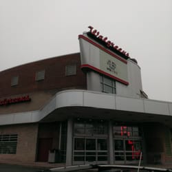 Walgreens - Front of store