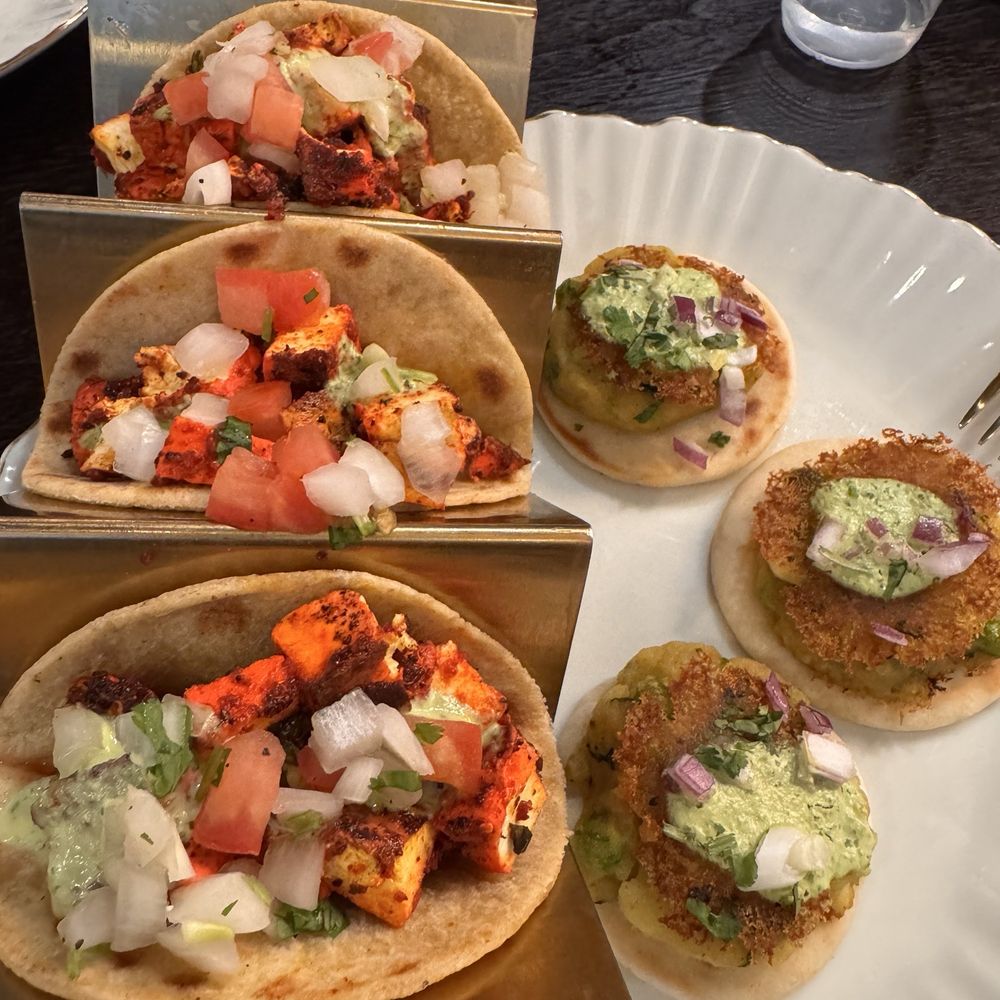 Fusion Social - Tandoori Paneer Paracos Veggie Patty Naan Bites - Desserts Near Me - Warrenville, Illinois Fusion Social - Tandoori Paneer Paracos Veggie Patty Naan Bites - Desserts Near Me - Warrenville, Illinois