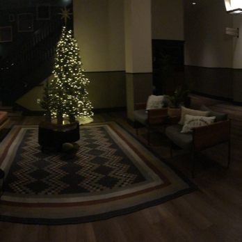 El Capitan Hotel - Cute Christmas decorations - Hotels Near Me - Merced, California El Capitan Hotel - Cute Christmas decorations - Hotels Near Me - Merced, California