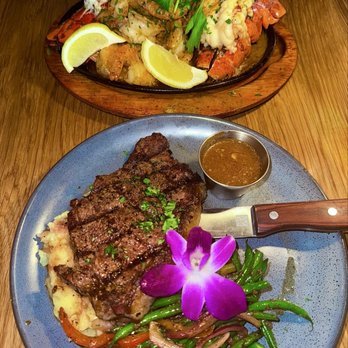 Station 16 - New York Steak & Lobster Scampi Skillet - Cocktail Bars Near Me - Elk Grove, California
