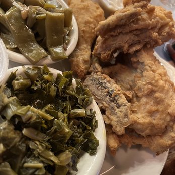 The Old Talbott Tavern - The General's Southern Fried Chicken with greens and beans with gravy. - Bars Near Me - Bardstown, Kentucky