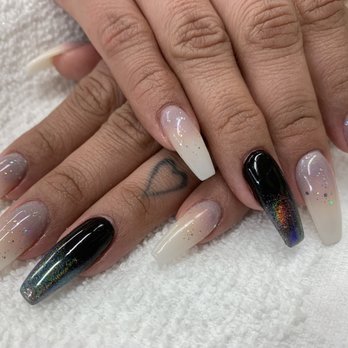 Bambooz Nails - Nail Salons Near Me - Pico Rivera, California