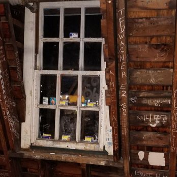 Pretty Gritty Tours - Walking Tours Near Me - Tacoma, Washington