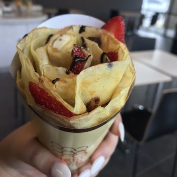 Manna Crepe - Strawberry Banana crepe - Creperies Near Me - Katy, Texas