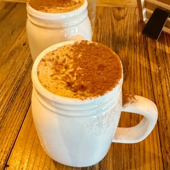 bullig  - Dirty Bee - Cafes Near Me - Fort Myers, Florida
