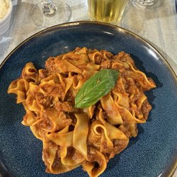 Manneken Pis - Bolognese pasta