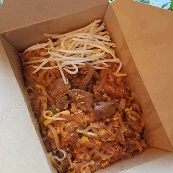 Thai PK Restaurant - Pad Thai with beef! - Thai Near Me - Portland, Oregon Thai PK Restaurant - Pad Thai with beef! - Thai Near Me - Portland, Oregon