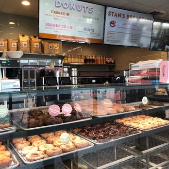 Stan's Donuts & Coffee - Donuts Near Me - Orland Park, Illinois