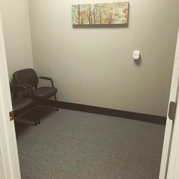 Ortheco Prosthetics - This is the Constitution Room in our prosthetic clinic. - Prosthetics Near Me - St. Louis, Missouri Ortheco Prosthetics - This is the Constitution Room in our prosthetic clinic. - Prosthetics Near Me - St. Louis, Missouri