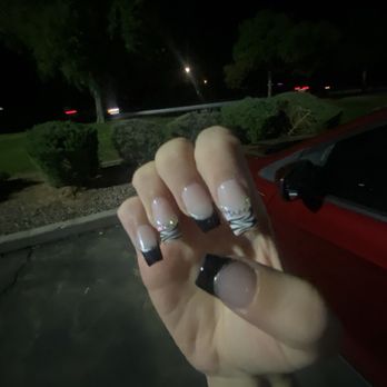 Ohana Nail Lounge - Outside - Nail Salons Near Me - Queen Creek, Arizona