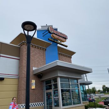 Portillo's Elgin - Grub Time!!! - Hot Dogs Near Me - Elgin, Illinois