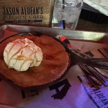 Jason Aldean’s Kitchen + Bar - Bars Near Me - Las Vegas, Nevada Jason Aldean’s Kitchen + Bar - Bars Near Me - Las Vegas, Nevada