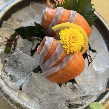 Miku - Salmon Sashimi - Japanese Near Me - Vancouver, British Columbia