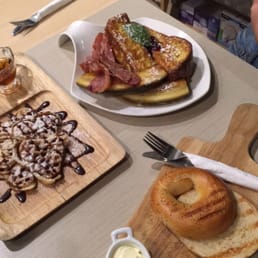 Waffles, French Toast and Toasted Bagel Waffles, French Toast and Toasted Bagel