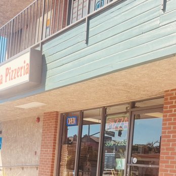 Alitalia Pizzeria - Pizza Near Me - Monrovia, California