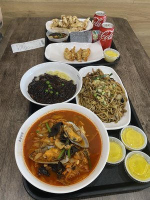 Paik's Noodle by null