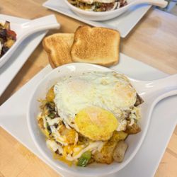 Eggsquisite Cafe - Skillet