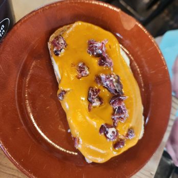 Alfalfa - Andaluza toast - Tapas Bars Near Me - Seville, SE