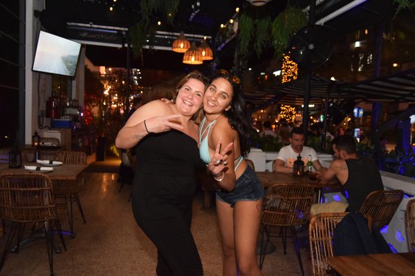 Wilde on the Porch by null