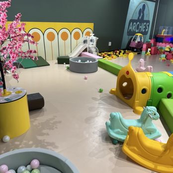 Archie's Cafe & Play Center - Cafes Near Me - Orlando, Florida