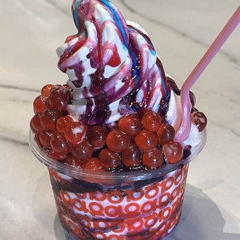 Juice Time - "Bubbles" Vanilla ice cream + blueberry sauce + red berry + sauce bubbles - Juice Bars & Smoothies Near Me - Naperville, Illinois