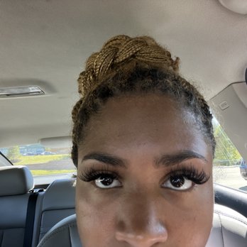 The Brow Bar - Eyebrow threading - Threading Services Near Me - Bridgeton , Missouri