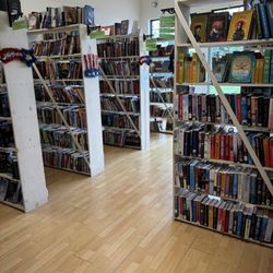 Charlin's Book Nook