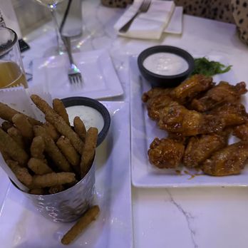 Engine No 9 - Fried Green Beans Sriracha Crusted Hot Wings - Burgers Near Me - Saint Petersburg, Florida