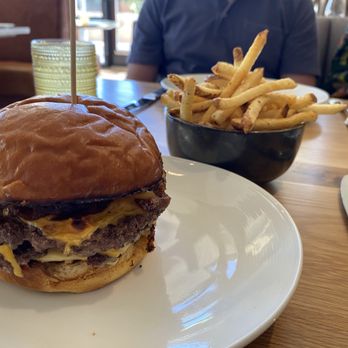 Fieldings Steak - Burger and fries - Steakhouses Near Me - Houston, Texas Fieldings Steak - Burger and fries - Steakhouses Near Me - Houston, Texas