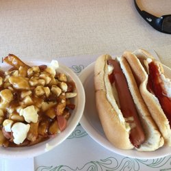 Chez Lolo - La meilleure Poutine de la région :)