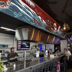 Cin-Cin Brewhouse & Seafood Bar - Interior of the restaurant