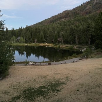 Freestone Inn & Cabins - Hotels Near Me - Mazama, Washington