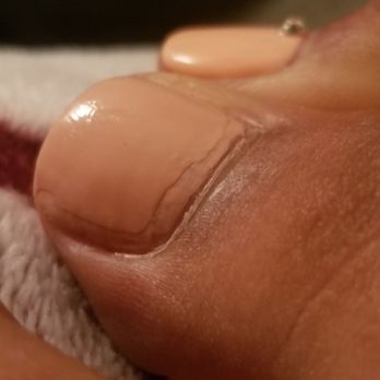 Hands and Feet Nail Spa - Nail polish  that wasn't  done correctly. Came back to do a fixup & she left it worse than what it looked like at first. - Nail Salons Near Me - Carson, California