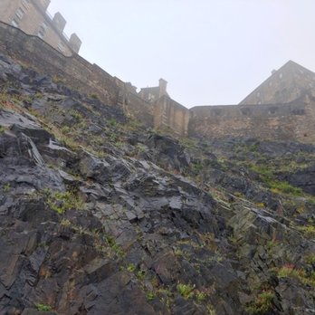 Edinburgh Castle - Landmarks & Historical Buildings Near Me - Edinburgh, EDH Edinburgh Castle - Landmarks & Historical Buildings Near Me - Edinburgh, EDH
