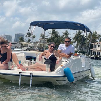 floridas best charters - relaxing - Boat Tours Near Me - Fort Lauderdale, Florida floridas best charters - relaxing - Boat Tours Near Me - Fort Lauderdale, Florida