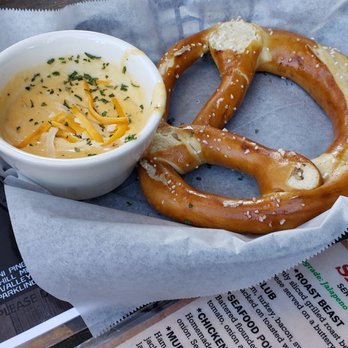 The Troll Tavern - Yum - American Near Me - Helen, Georgia