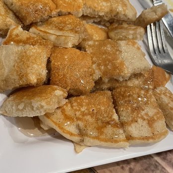 Wally Hatchet’s - They have the best pancakes!!! - Comfort Food Near Me - Memphis, Tennessee