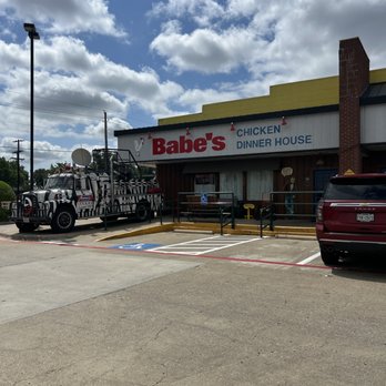 Babe's Chicken Dinner House - Chicken Shop Near Me - Garland, Texas