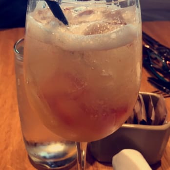 True Food Kitchen - Sangria - New American Near Me - Denver, Colorado