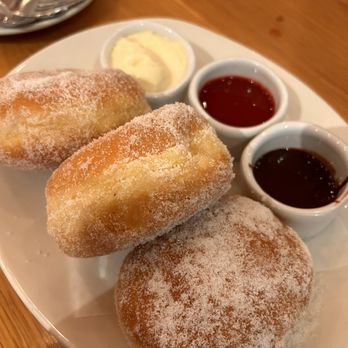 Delarosa Bishop Ranch - Bombolini Italian Doughnuts - Pizza Near Me - San Ramon, California
