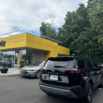 Hertz Rent A Car - Car Rental Near Me - Paramus, New Jersey