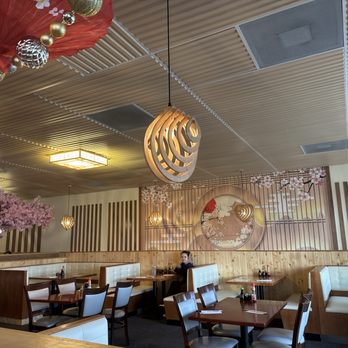 Island Sushi and Ramen - Dining area - Sushi Bars Near Me - Boise, Idaho