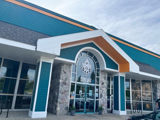 Broad Leaf Brewery & Spirits and PICKELBALL - Kentwood by null