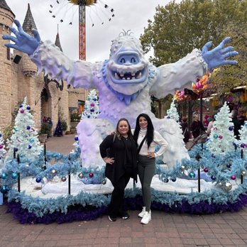 Six Flags Fiesta Texas - Amusement Parks Near Me - San Antonio, Texas