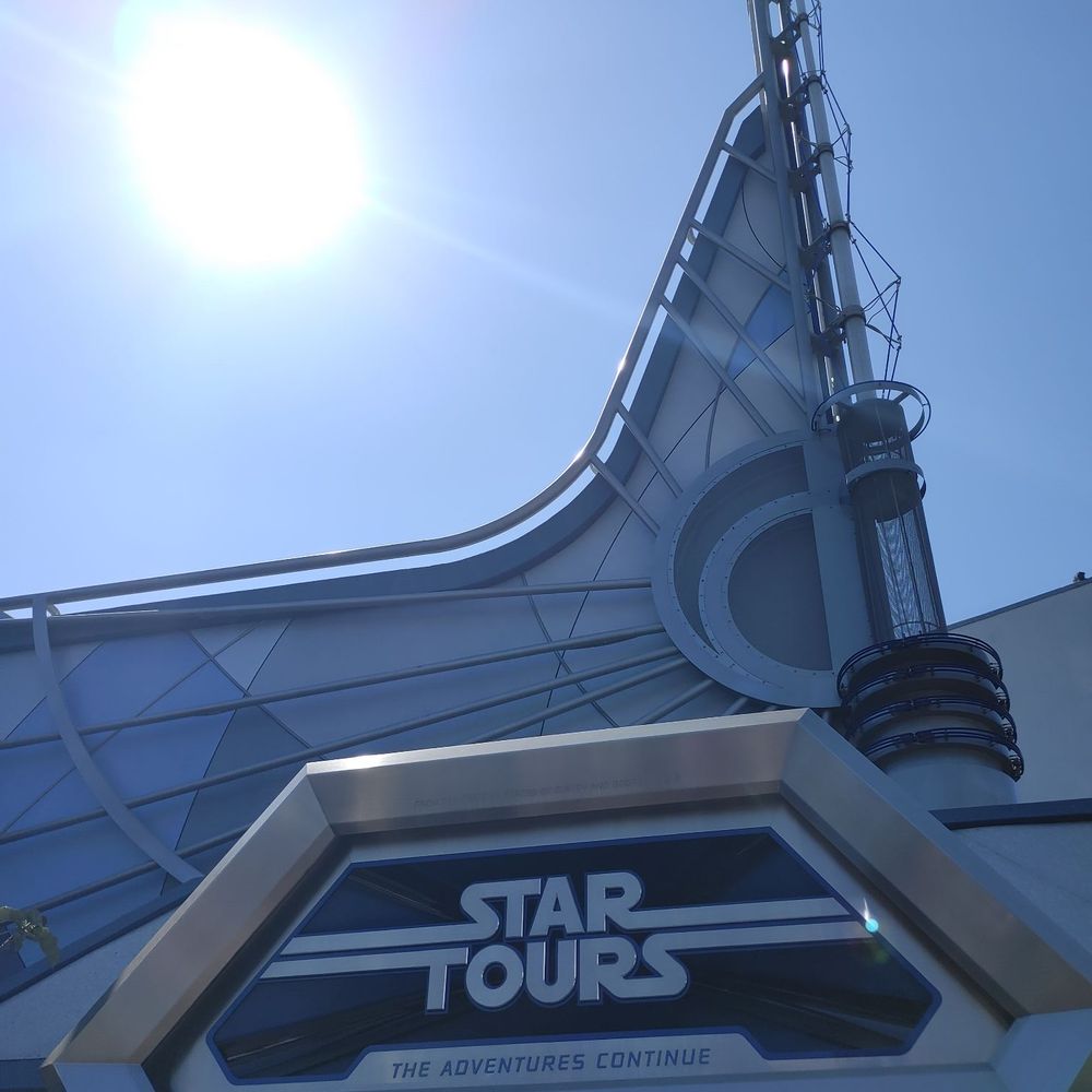 Star Tours: The Adventures Continue - Amusement Parks Near Me - Anaheim, California Star Tours: The Adventures Continue - Amusement Parks Near Me - Anaheim, California